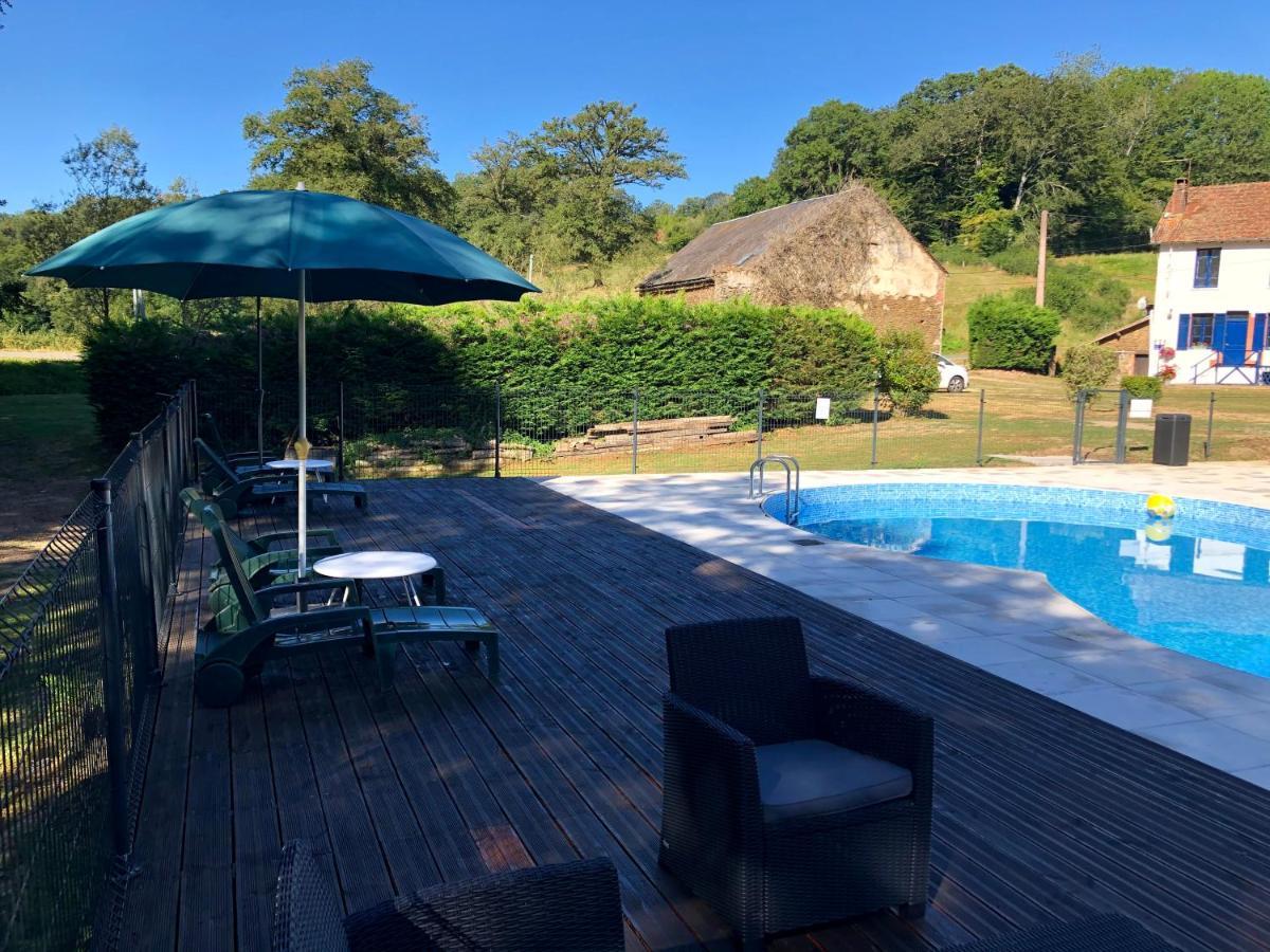 Moulin Des Forges Gites, Camping Et Glamping Moutier-Malcard Buitenkant foto