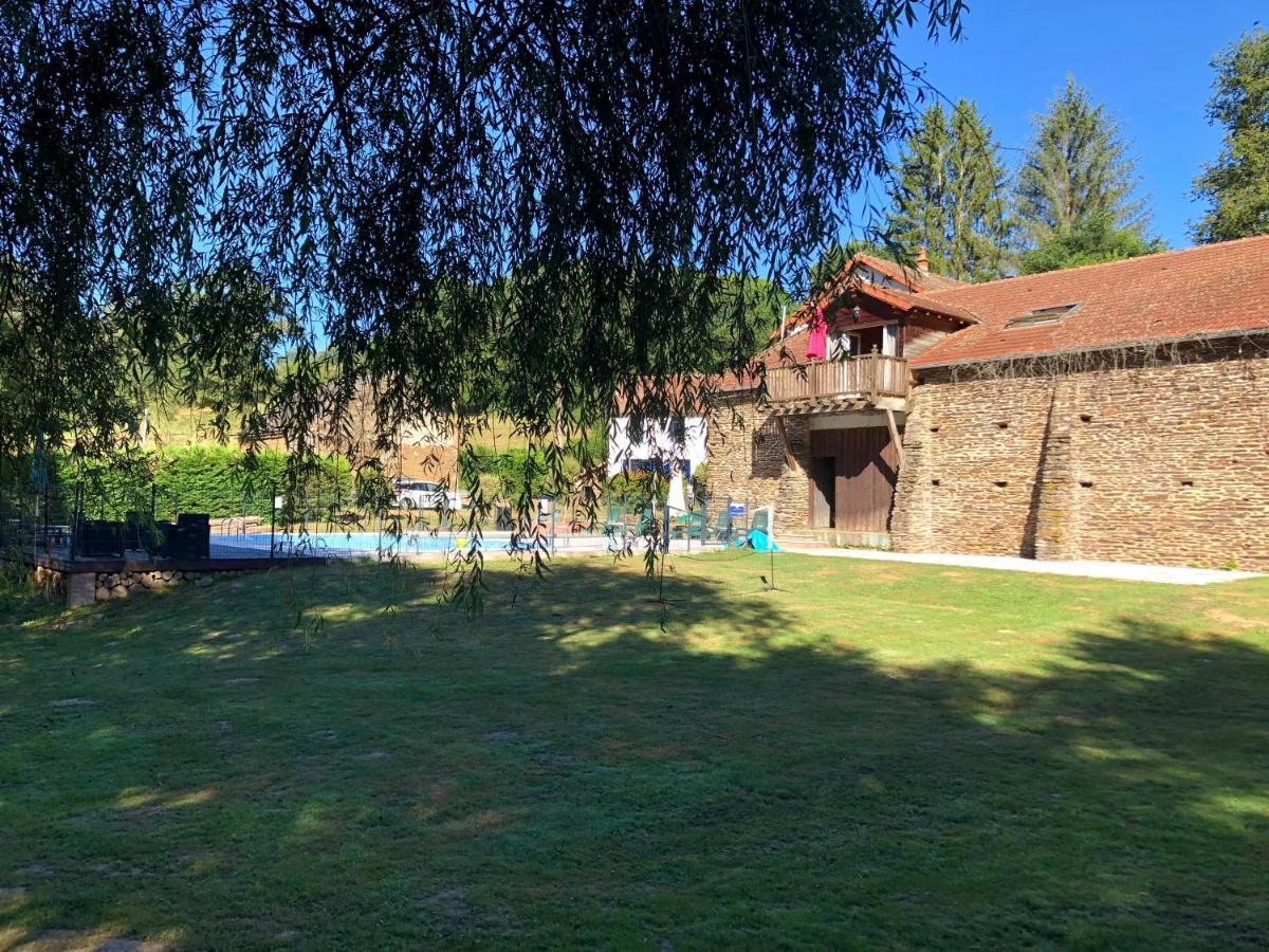 Moulin Des Forges Gites, Camping Et Glamping Moutier-Malcard Buitenkant foto