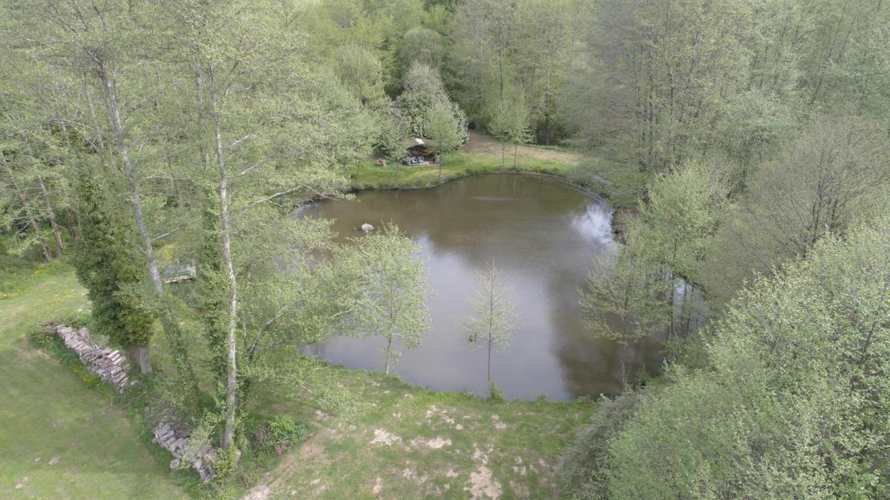 Moulin Des Forges Gites, Camping Et Glamping Moutier-Malcard Buitenkant foto